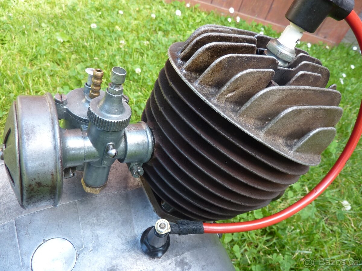 ČZ 125 B,T motor - 2
