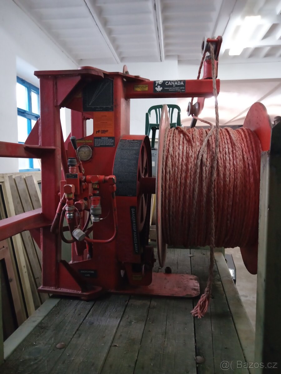 naviják na protah kabelů - 2