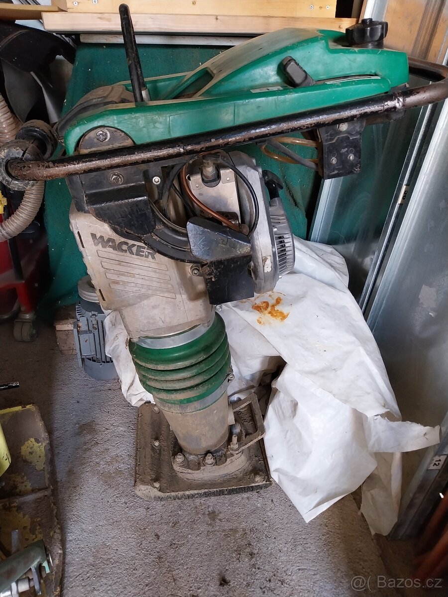 vibrační deska, vibrační pěch - 2