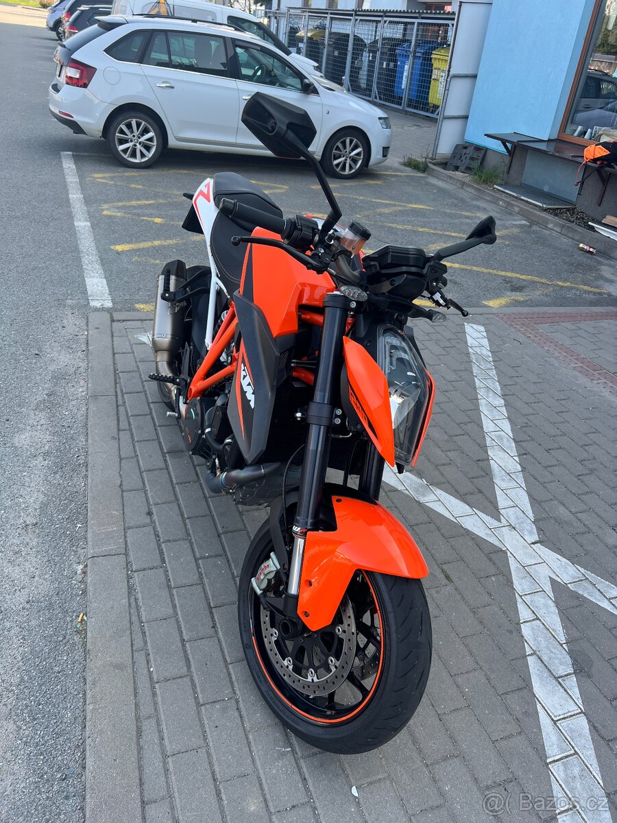 KTM 1290 Superduke R - 2