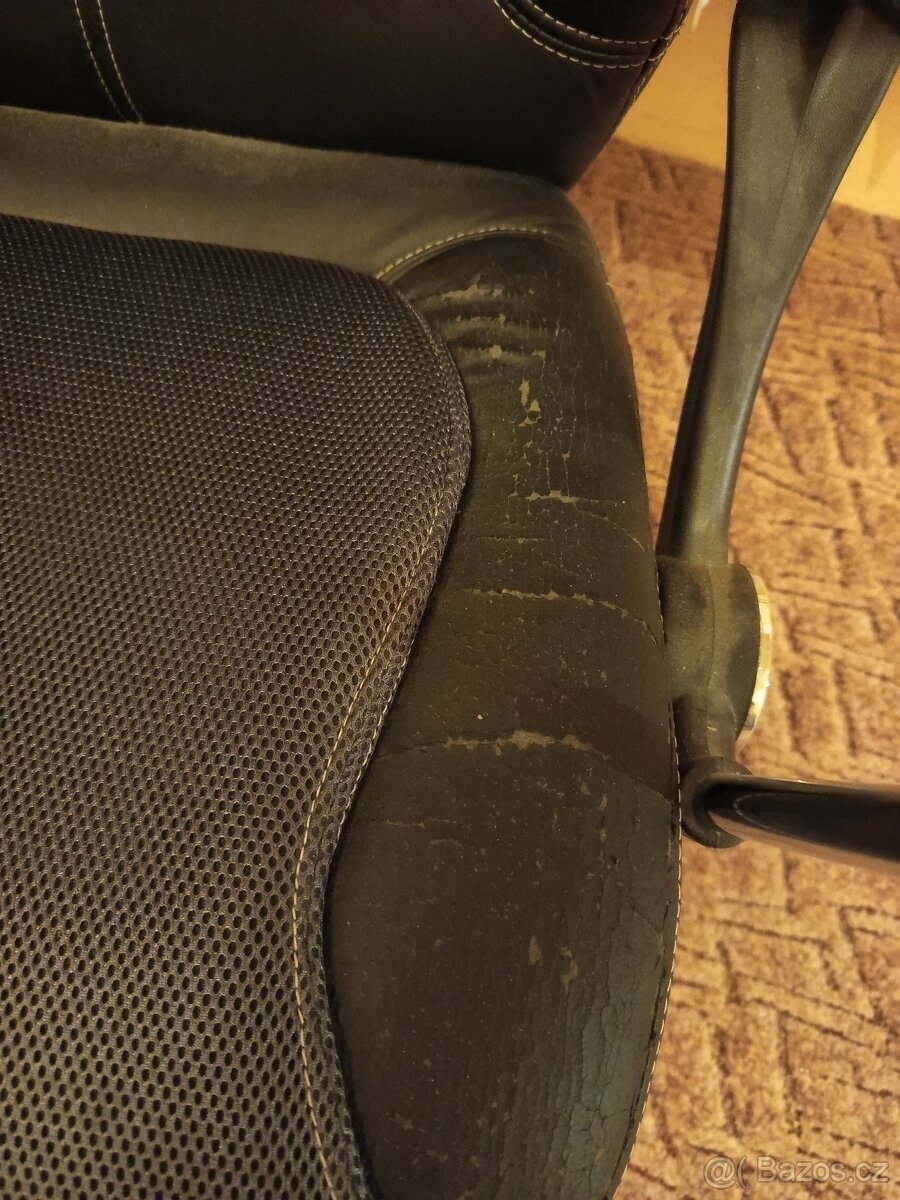 Kancelářská židle - 2