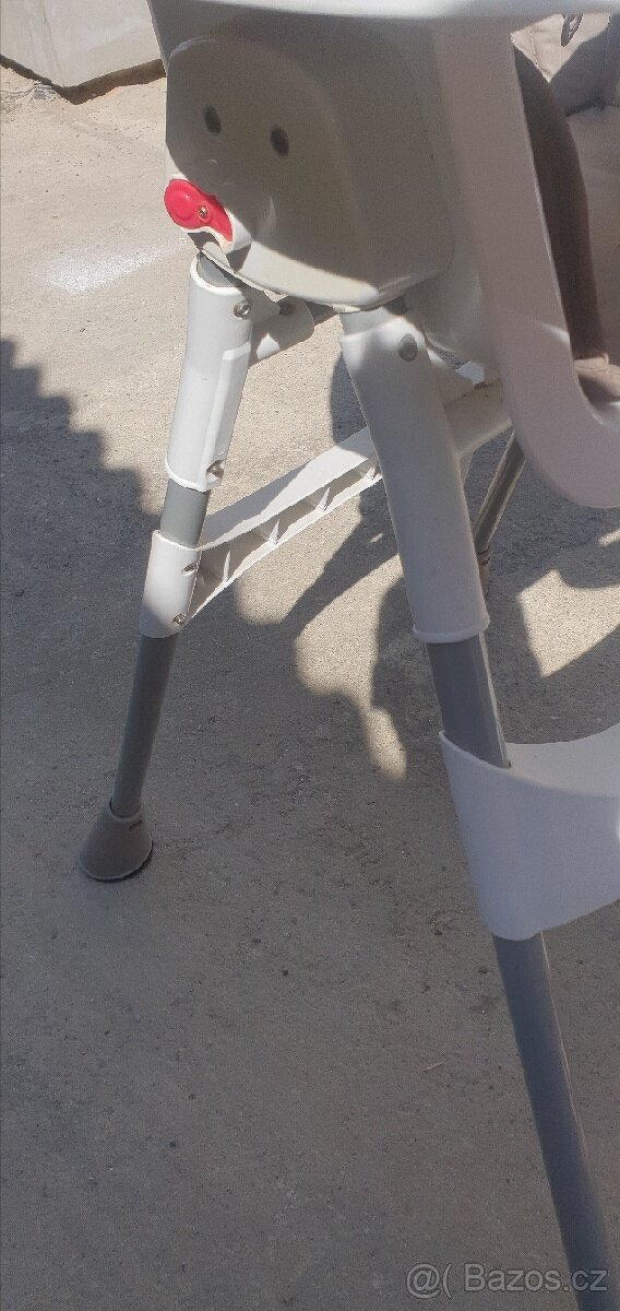 jídelní židlička - 2
