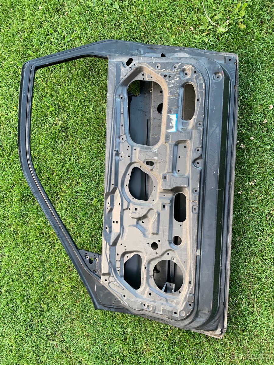 Mazda RX7 spolujezdcovi dveře - 2