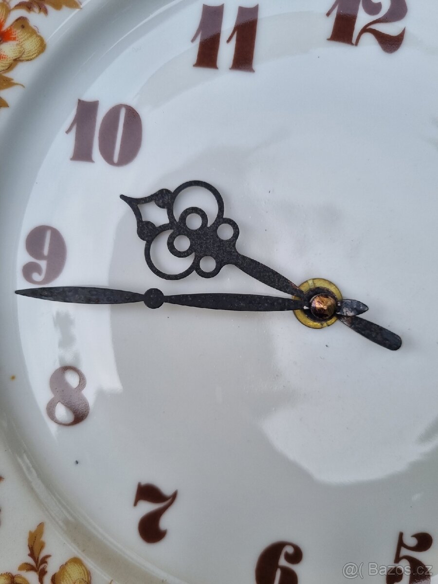 Porcelánové hodiny Epiag - 2