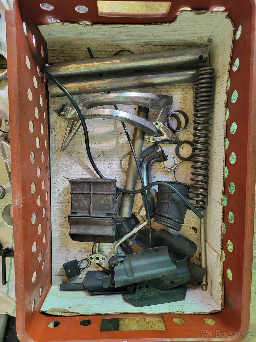 Triumph Speed triple 1050,Sprint 1050 - 2