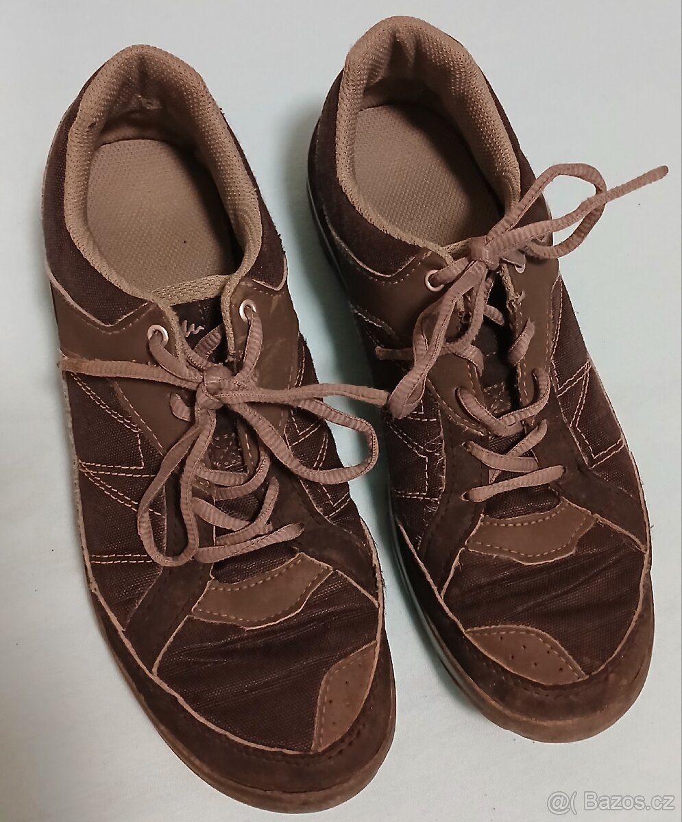 Trekove/sportovní boty Quechua vel. 40 - 2