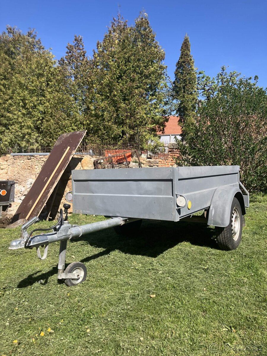 Přívěsný vozík za auto - 2