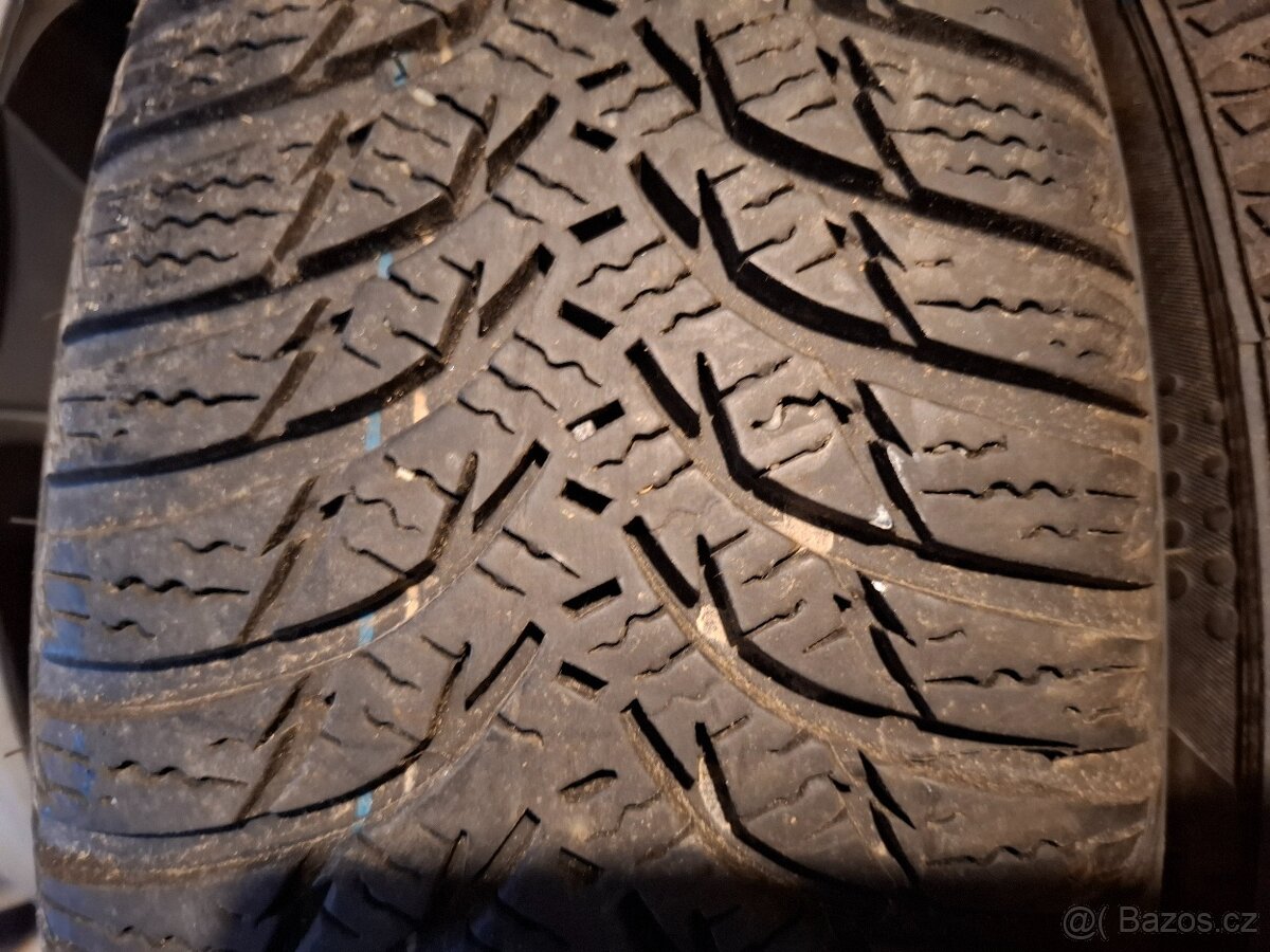175/65/14 Kumho Zimní 7 mm - 2