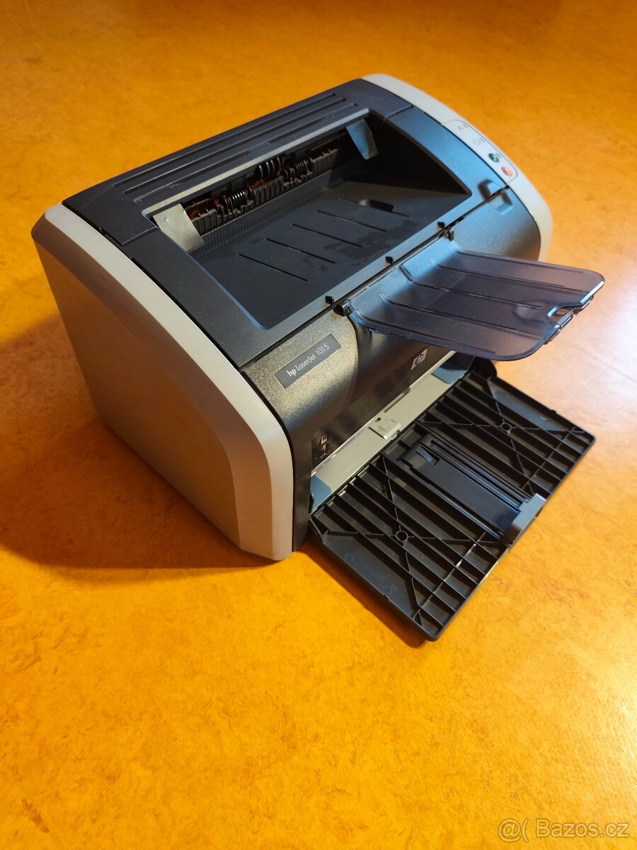 HP LaserJet 1015 - 2