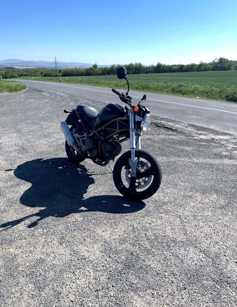 Ducati monster 600 - 2