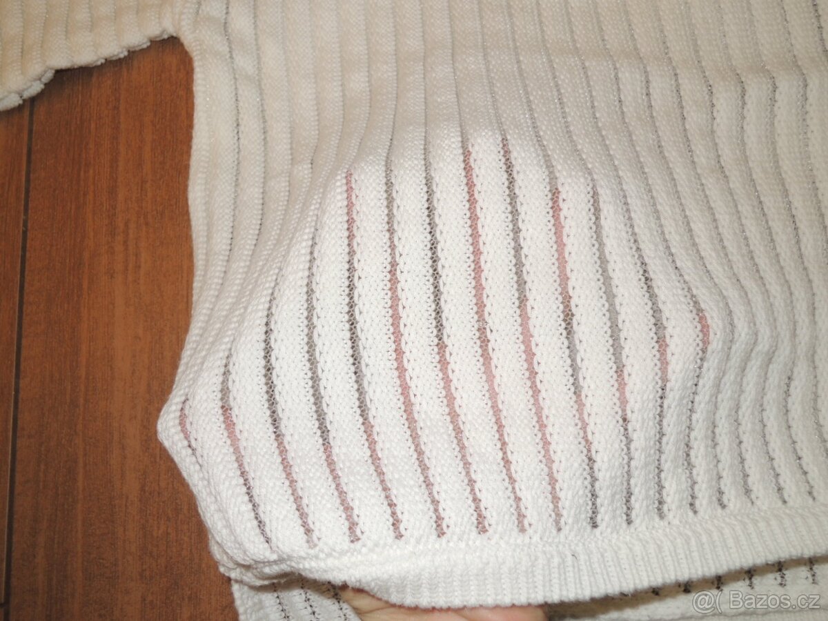 Bílý svetřík Marks & Spencer - 2