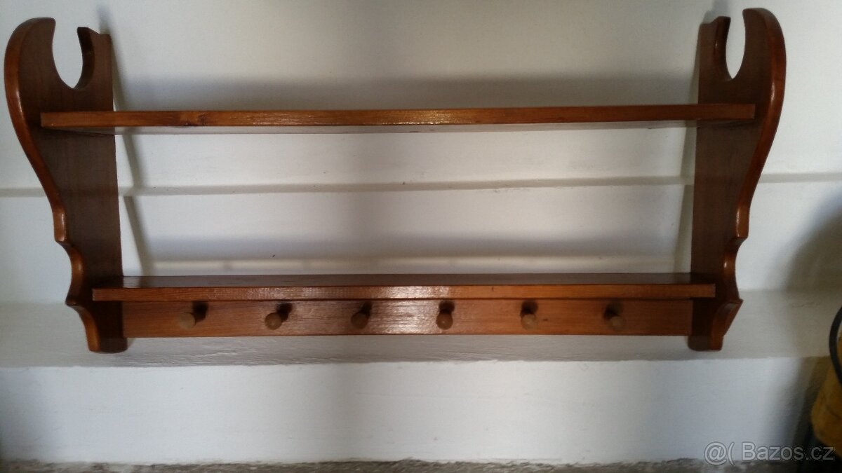 Poličky na chalupu - 2
