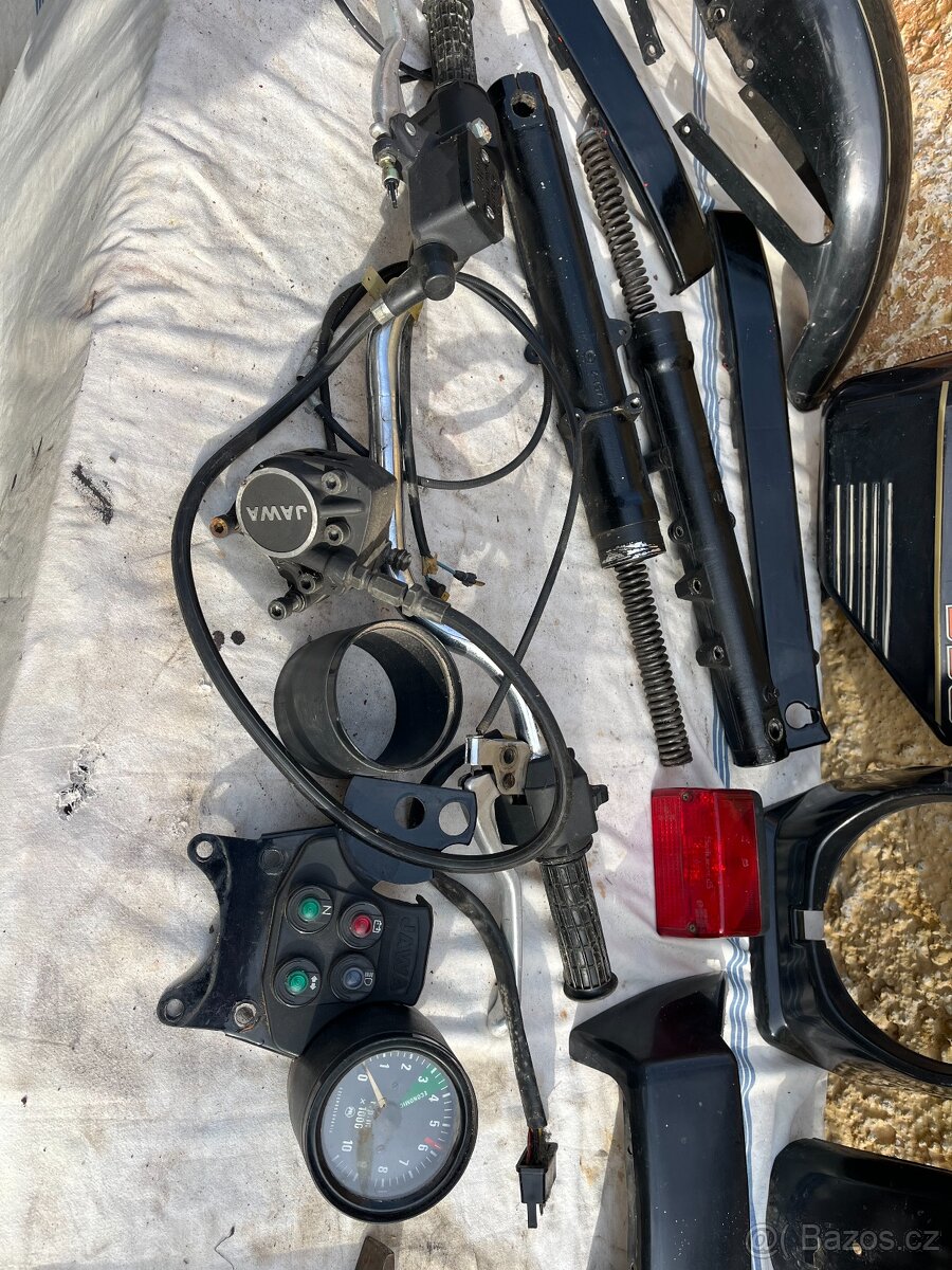 Prodám nádrž JAWA 638 super stav originál lak - 2