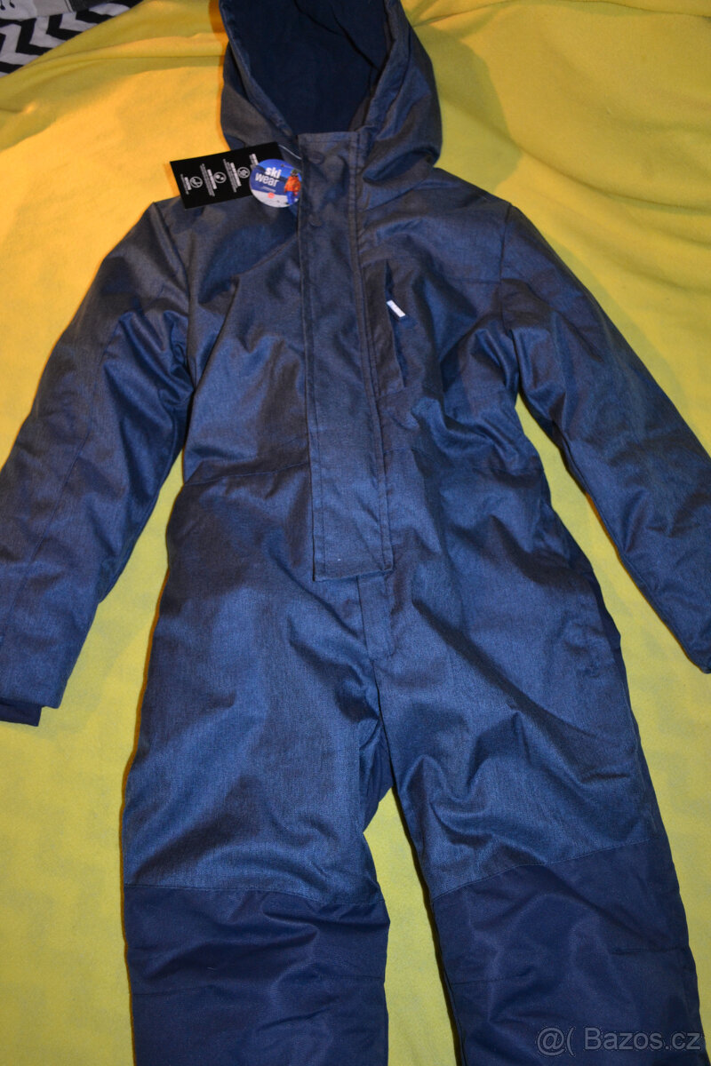 nová kvalitní kombinéza v.104,na 3-4roky, polovina původní - 2