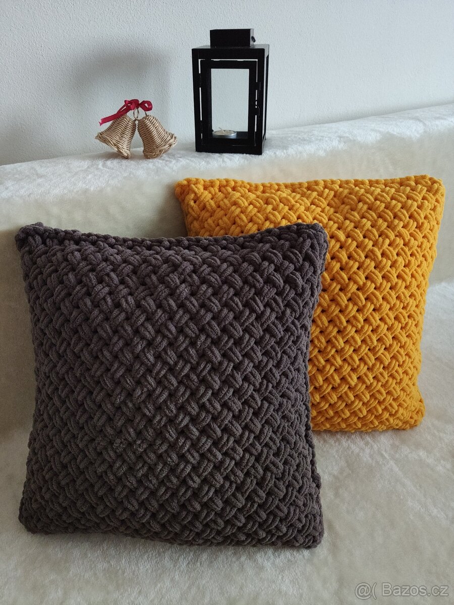 Prodám pletený polštář - hořčicový /žlutý/, hnědý a šedý - 2