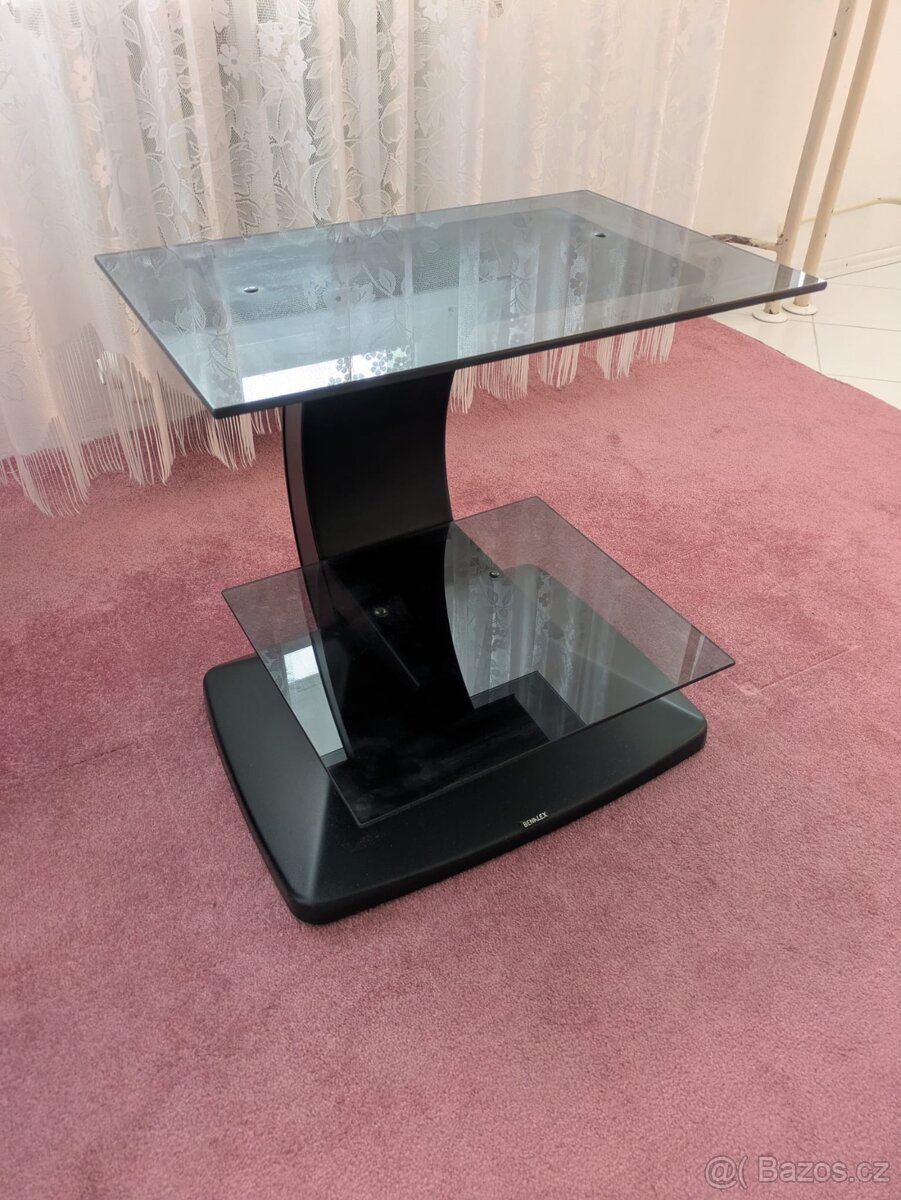 Televizni stolek - 2