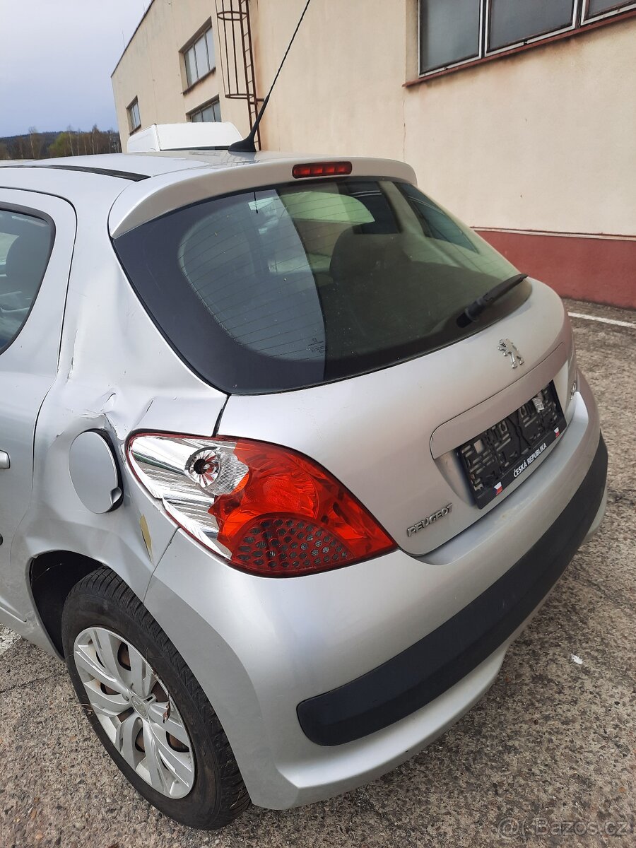 Dily peugeot 207 1.4 70kw - 2