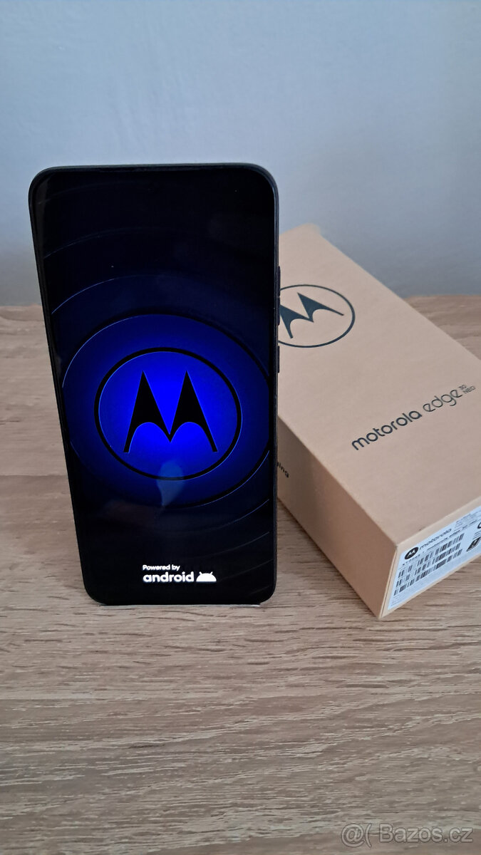 Motorola Edge 30 NEO 5G (čtěte popis) - 2