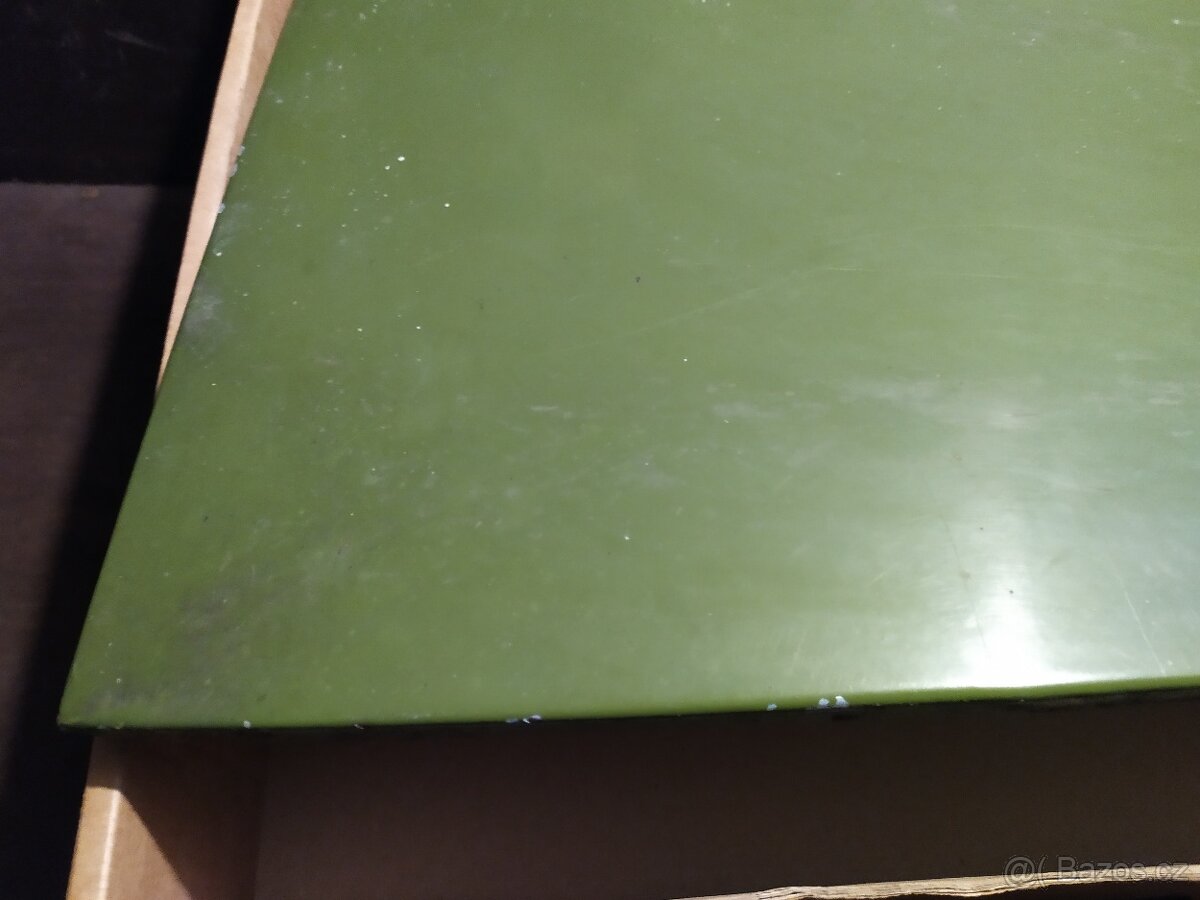 Zadní kapota Škoda 100 - 2