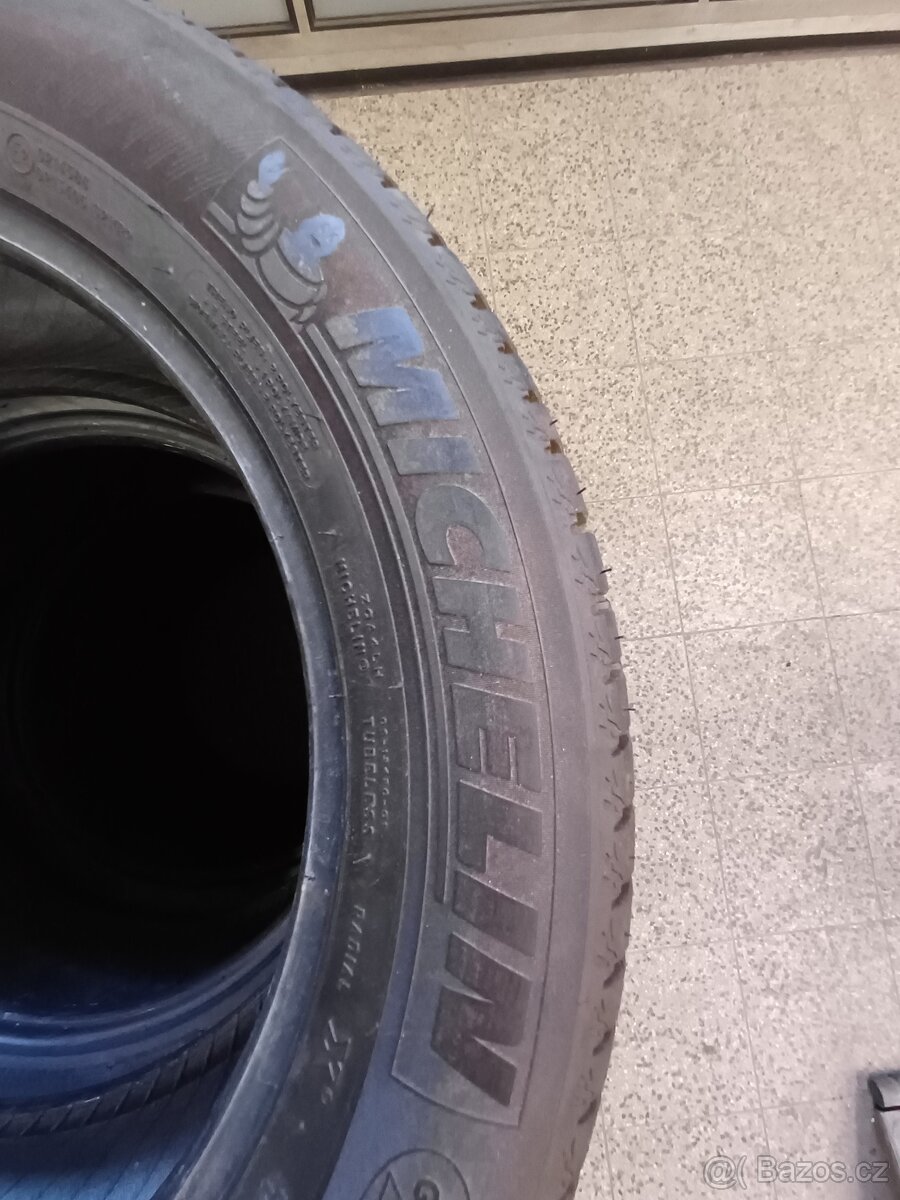 Michelin 235/55 R18 100Y - 2