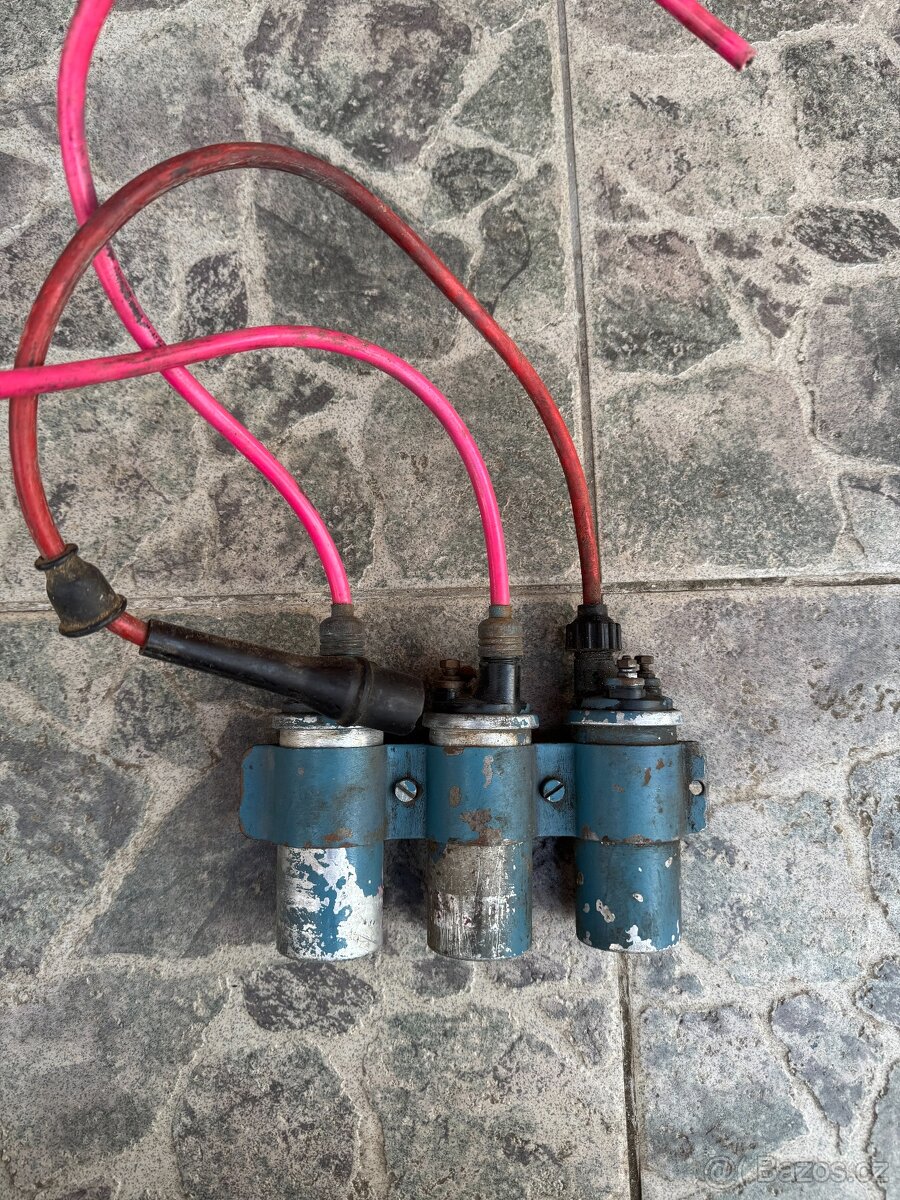 díly na automobil Wartburg - 2