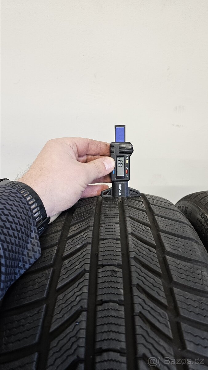 Zimní pneumatiky 235/45/20, Continental, DOT4023 - 2