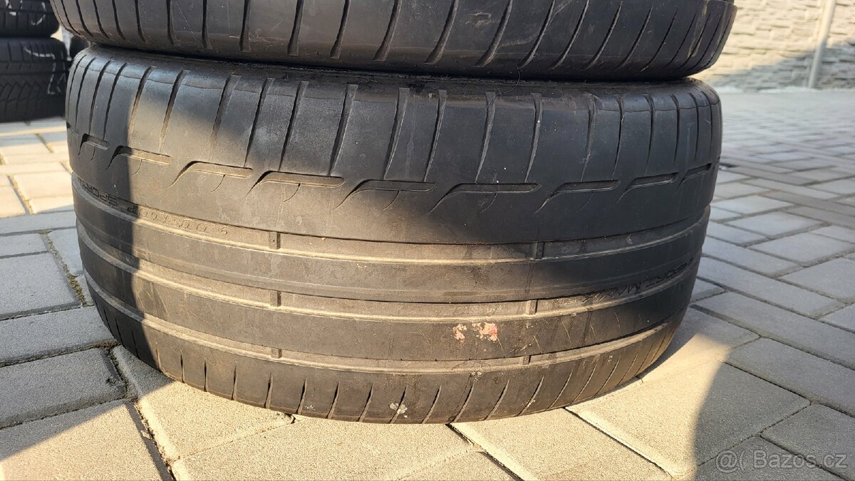 265/30/20 Dunlop Sport Maxx RT - 2