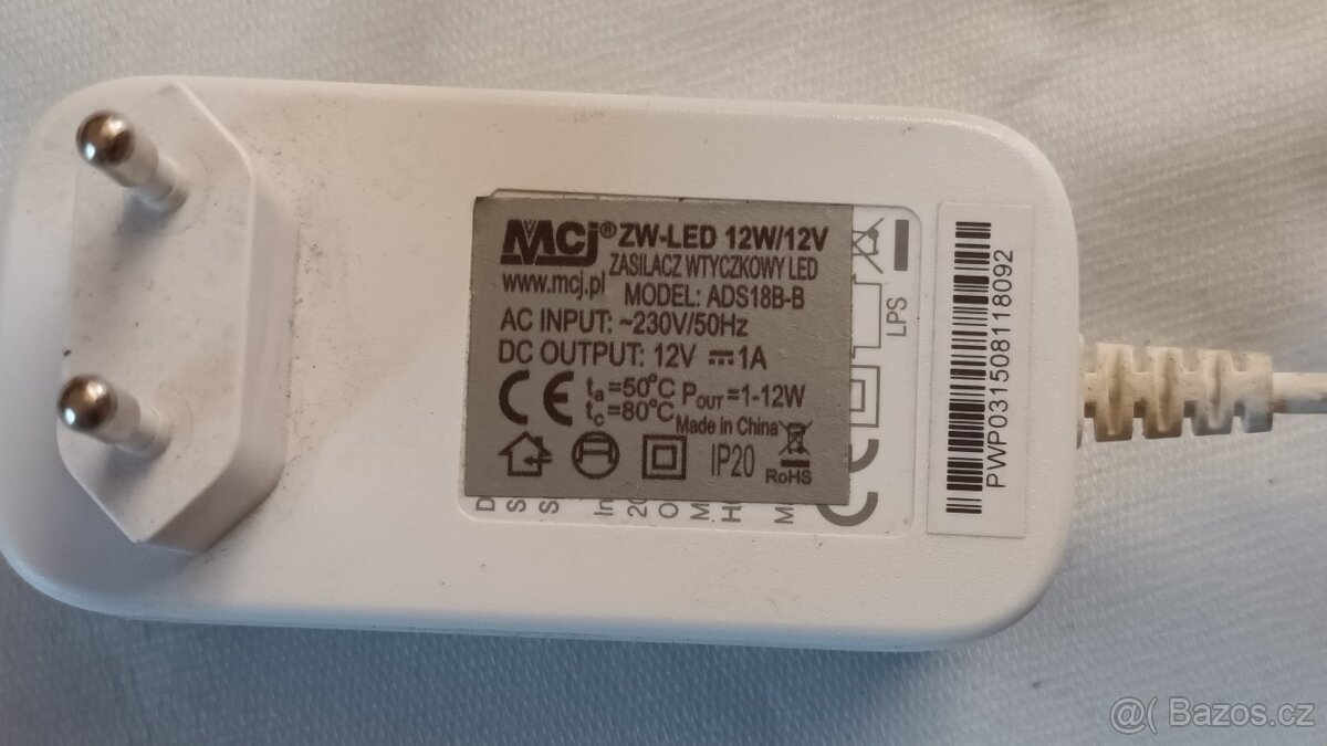 Zdroje a AC/DC adaptéry 230 V - 2