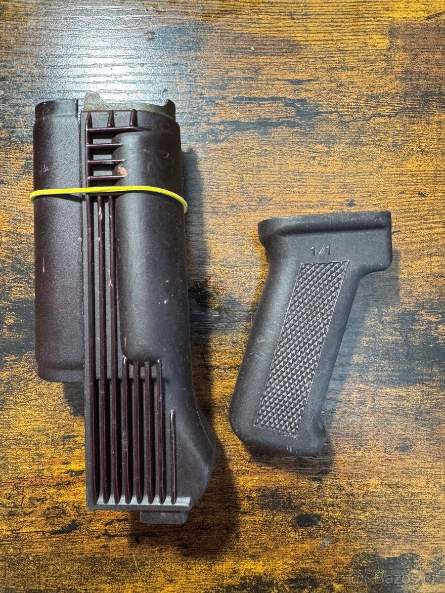 Pažbení AK74 plum - 2