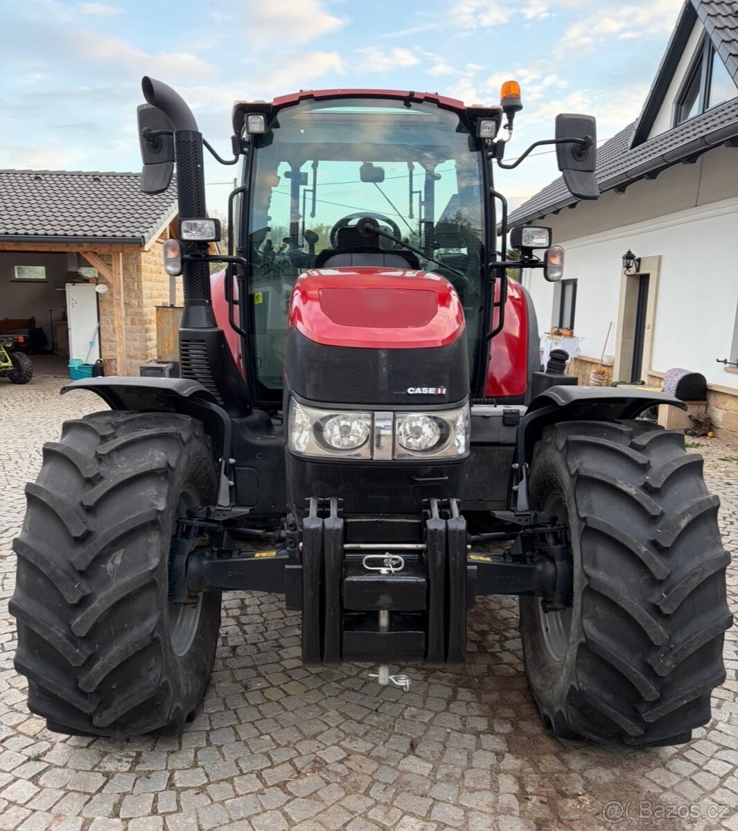 Traktor CASE - 2
