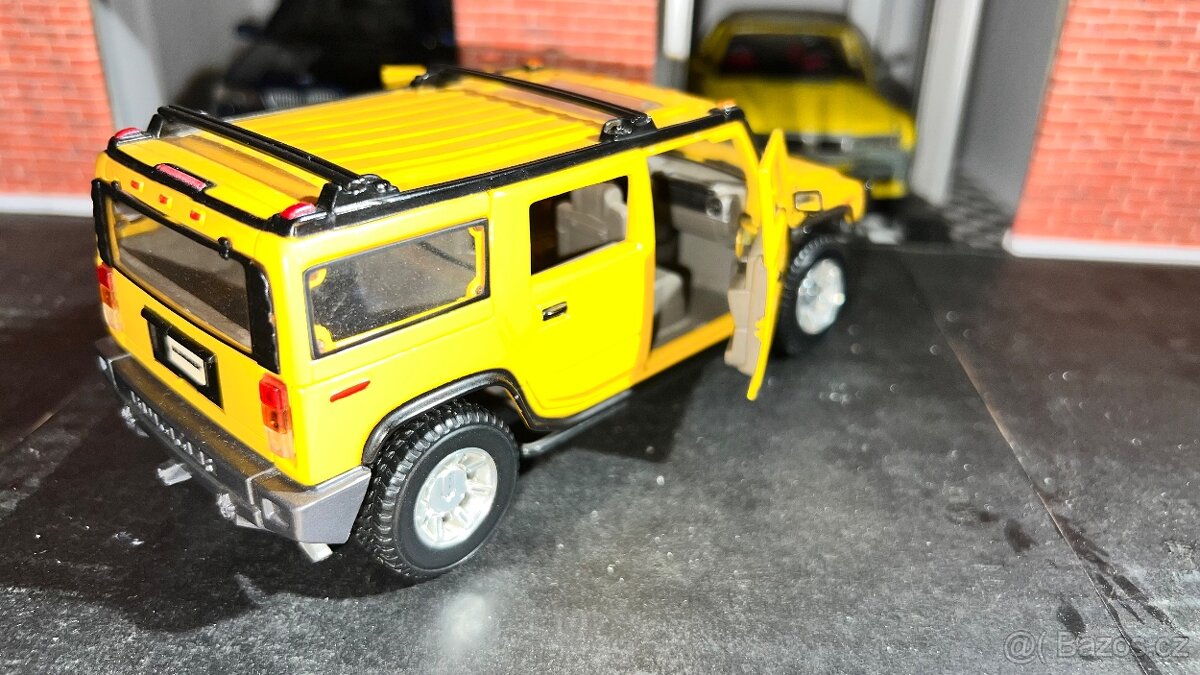 Hummer H2 1:24 Maisto - 2