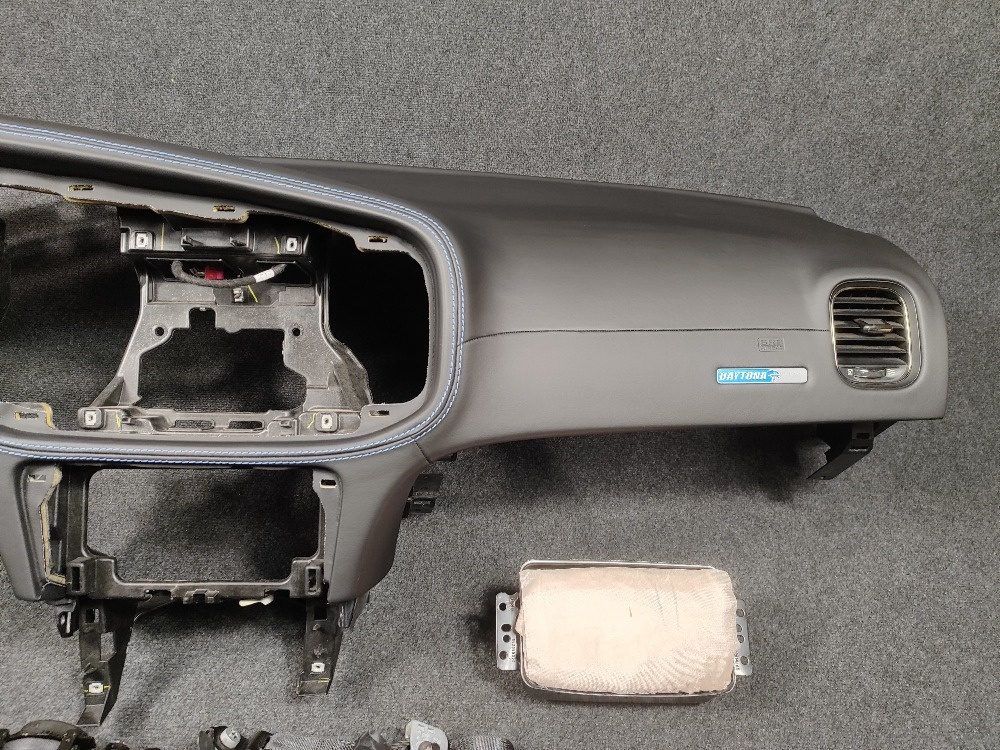 AIRBAG,PALUBNÍ DESKA,BEZPEČNOSTNÍ PÁS, VŠECHNY AUTA