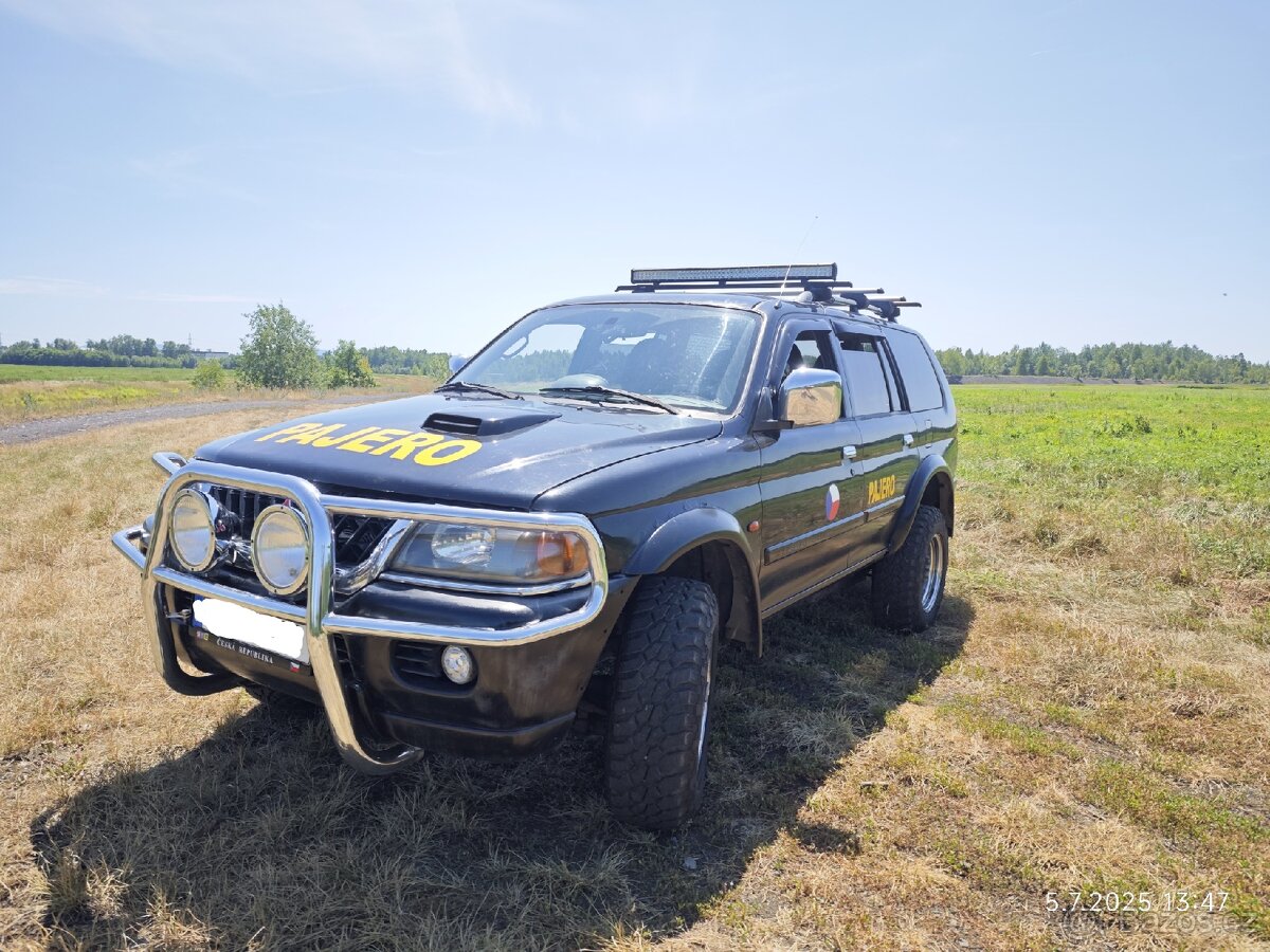 Mitsubishi Pajero Sport 2.5TD