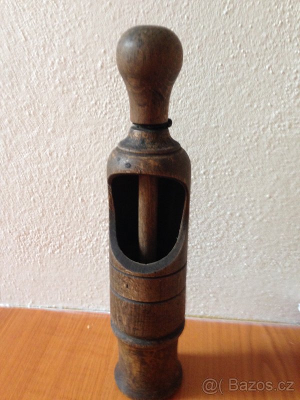 Špuntovačky na láhve - 2