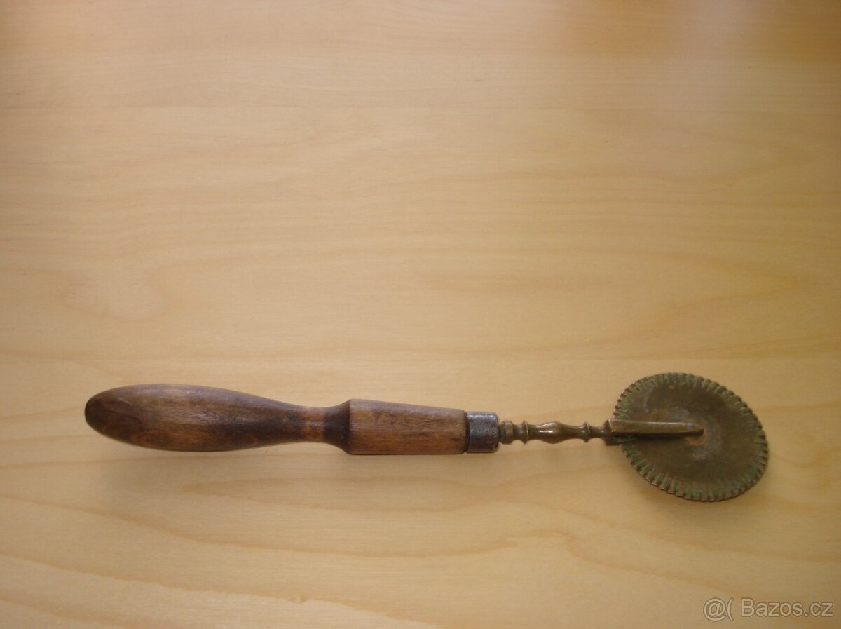 Staré mosazné rádlo - 2