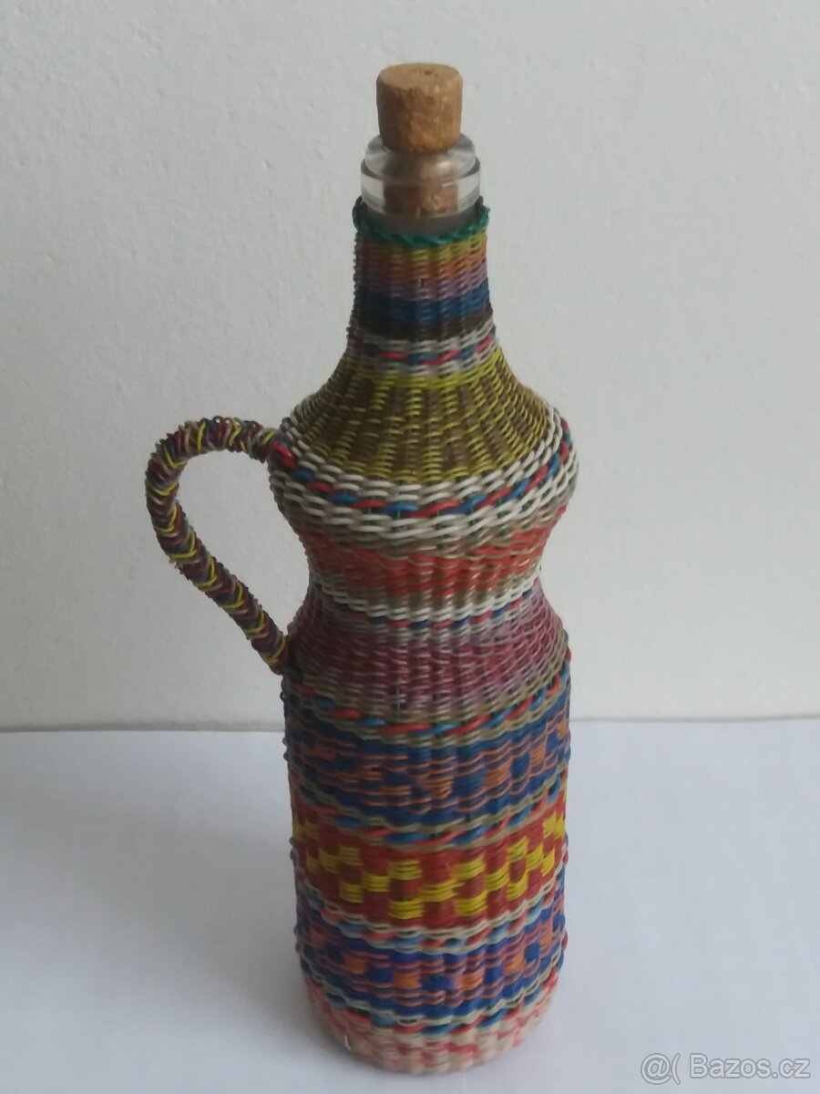 Sklenice opletené. - 2