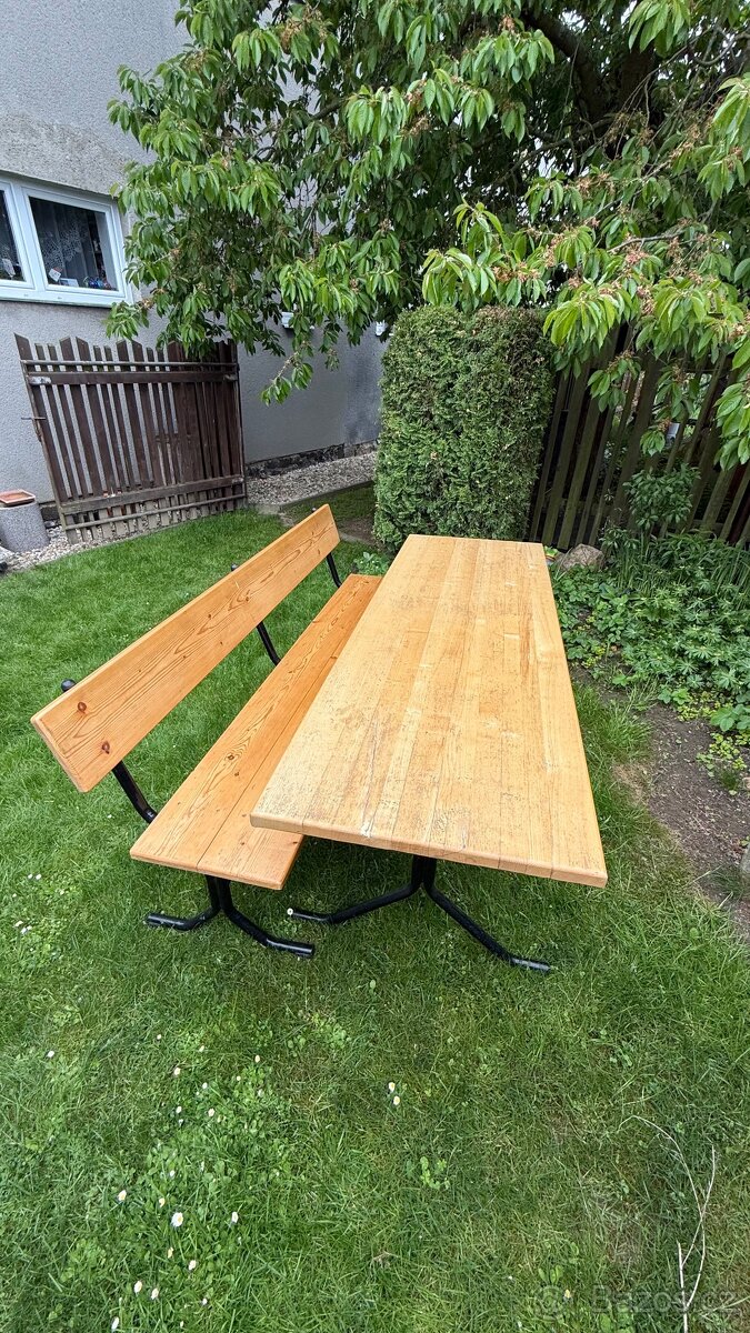 Stůl a lavice - 2