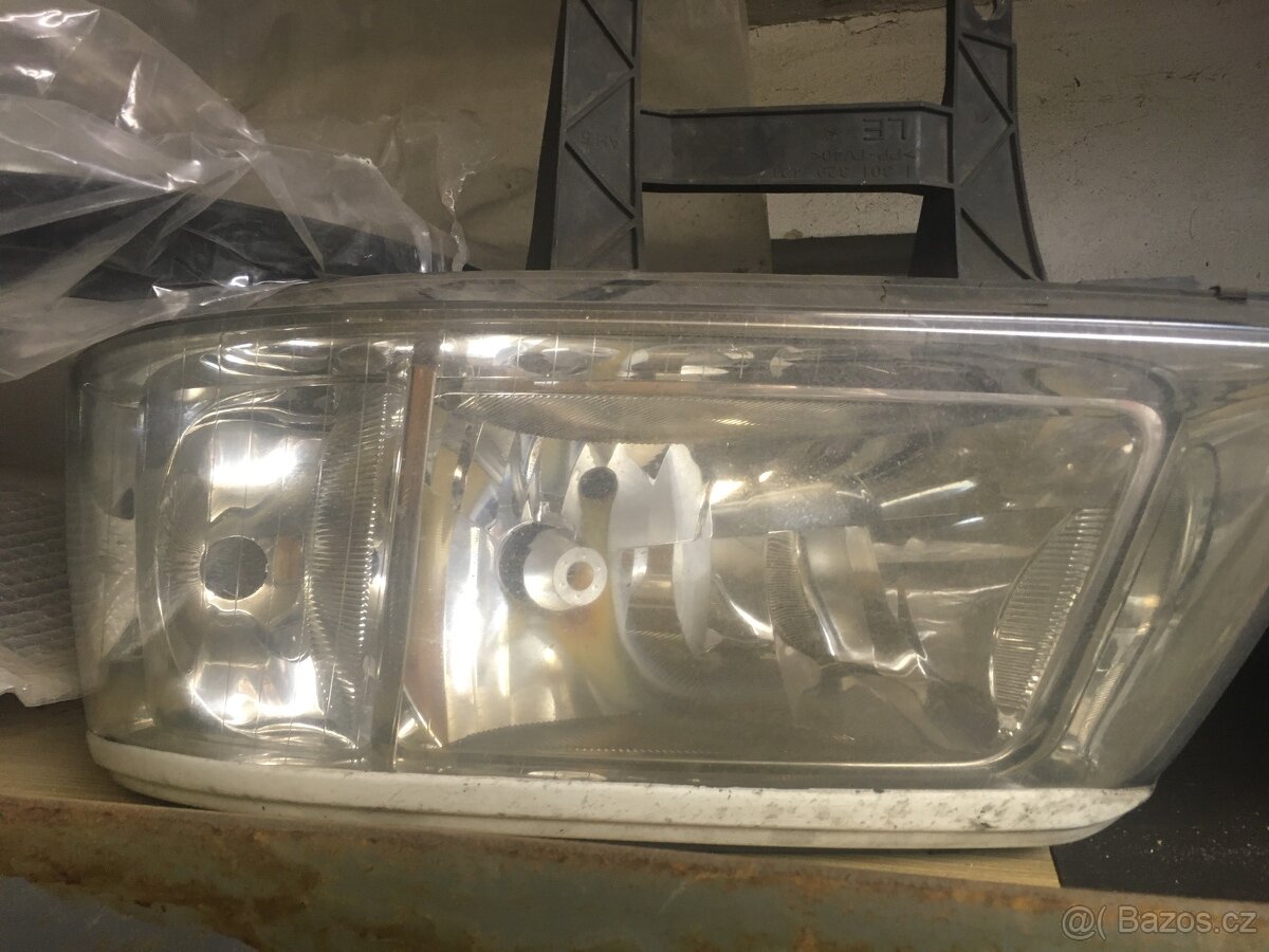 přední světla T5 - 2