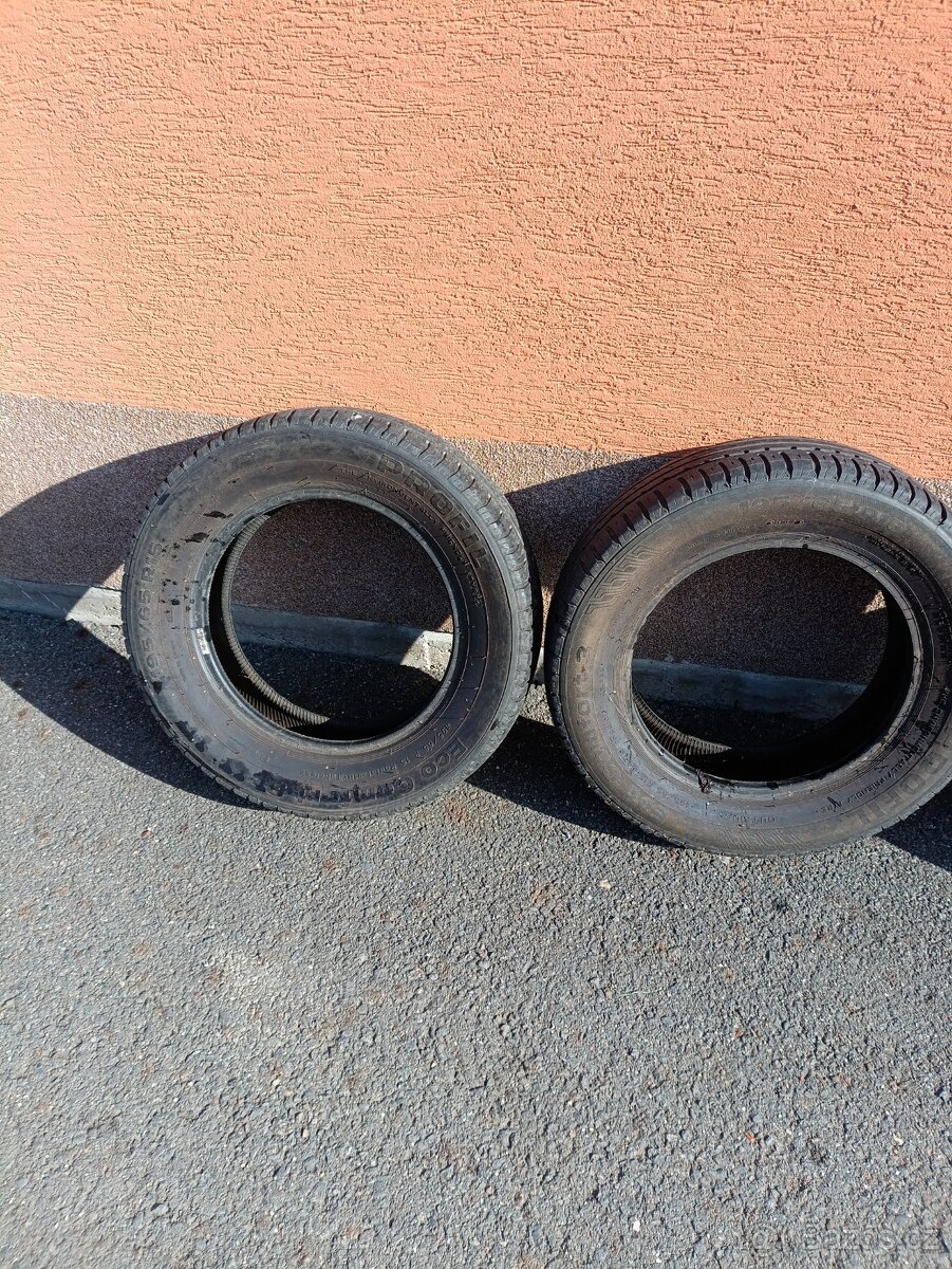 Prodám letní pneu 195/65R15 2ks - 2