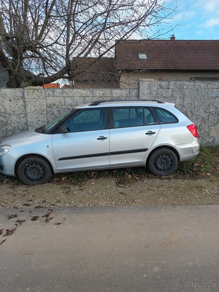 Škoda fabia 2 1,4 tdi r,v,2008 - 2
