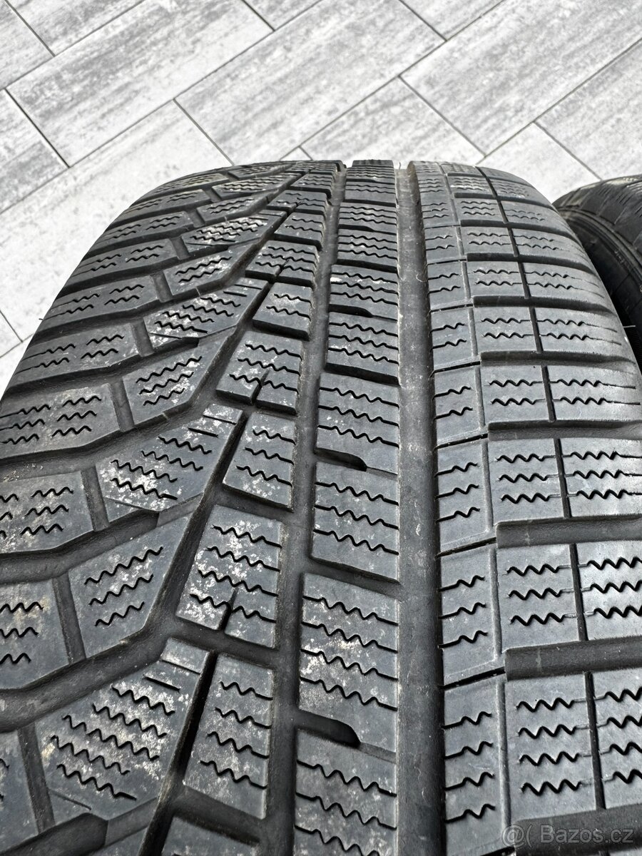 ZImní pneu 225/60/18 Hankook 2ks - 2