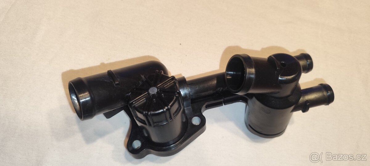 Termostat pro motor 1,2TSI Škoda , VW, Seat 03F121111A - 2