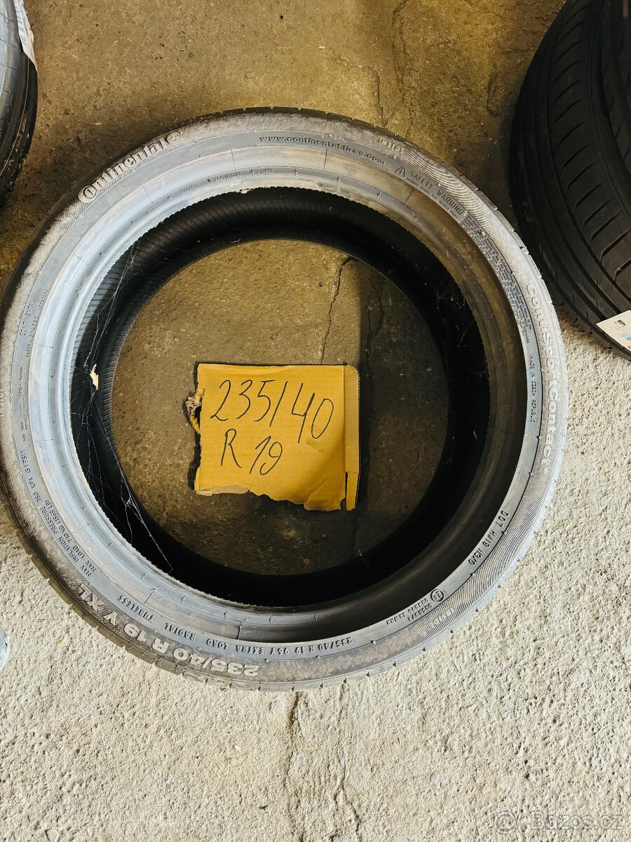 235/40/R19 Continental SportContact5 - 2