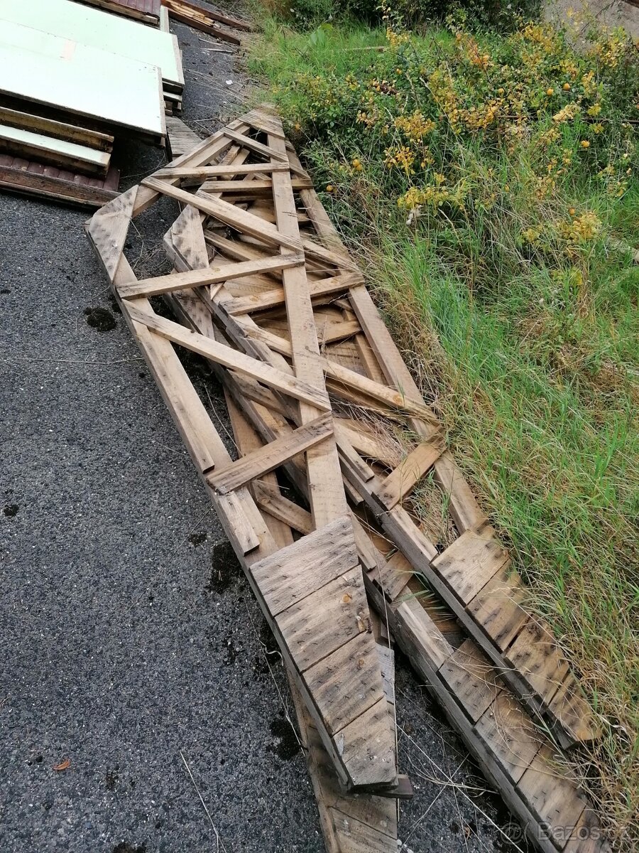 dřevěná chatka - 2