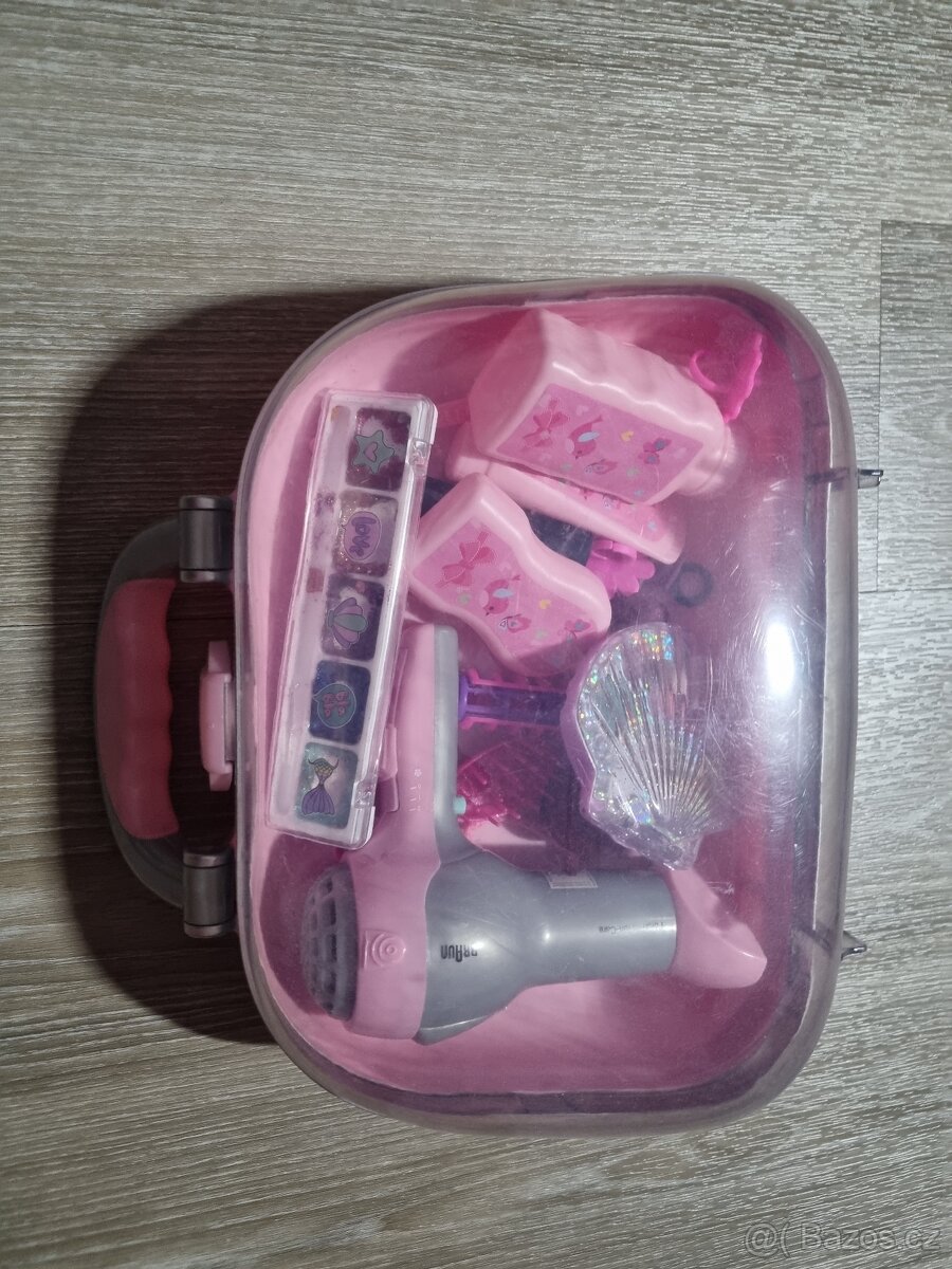 Kadeřnický kufřík a příslušenství - 2