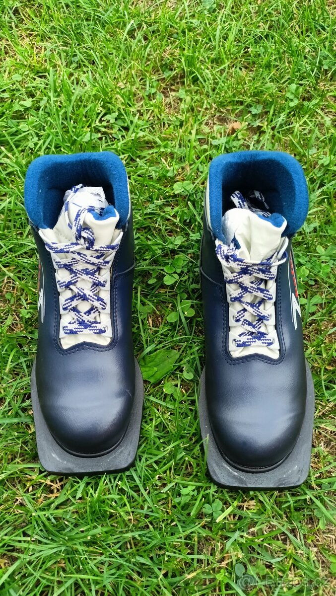 Botas vega boty vel.36 - 2