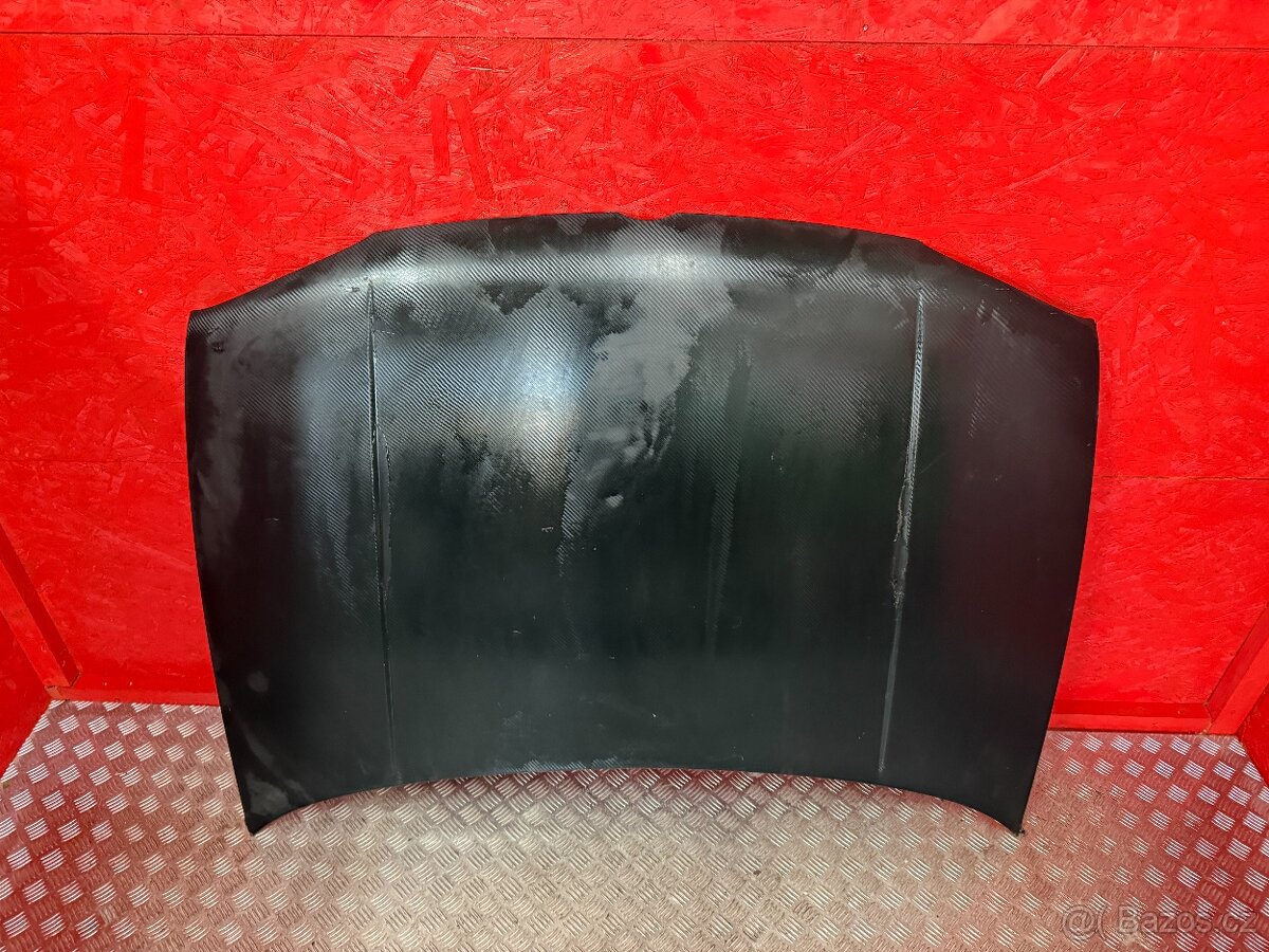 PŘEDNÍ KAPOTA VW GOLF 4 - ČERNÁ - 2