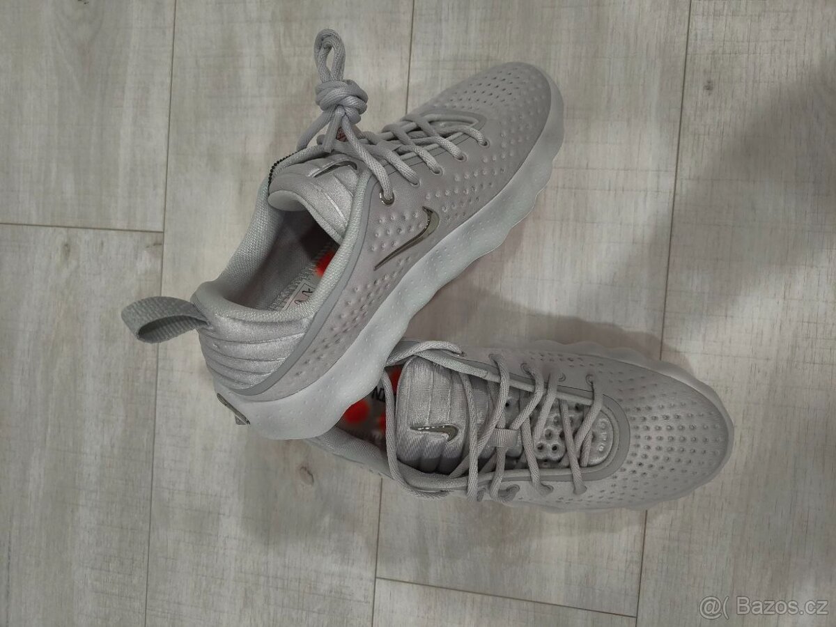 Nike Mind 002 šedé/stříbrné - 2