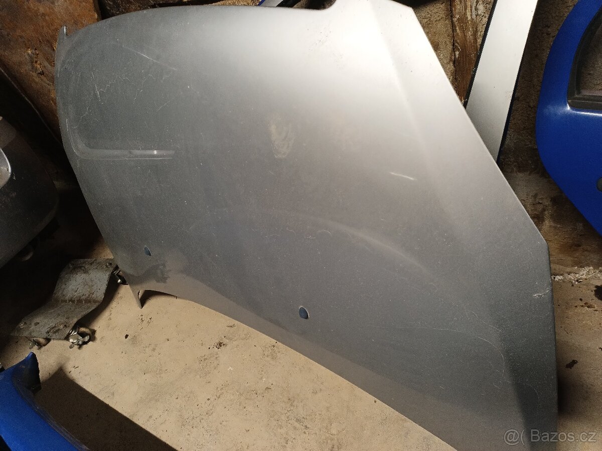 Peugeot 307 před face - Kapota - 2