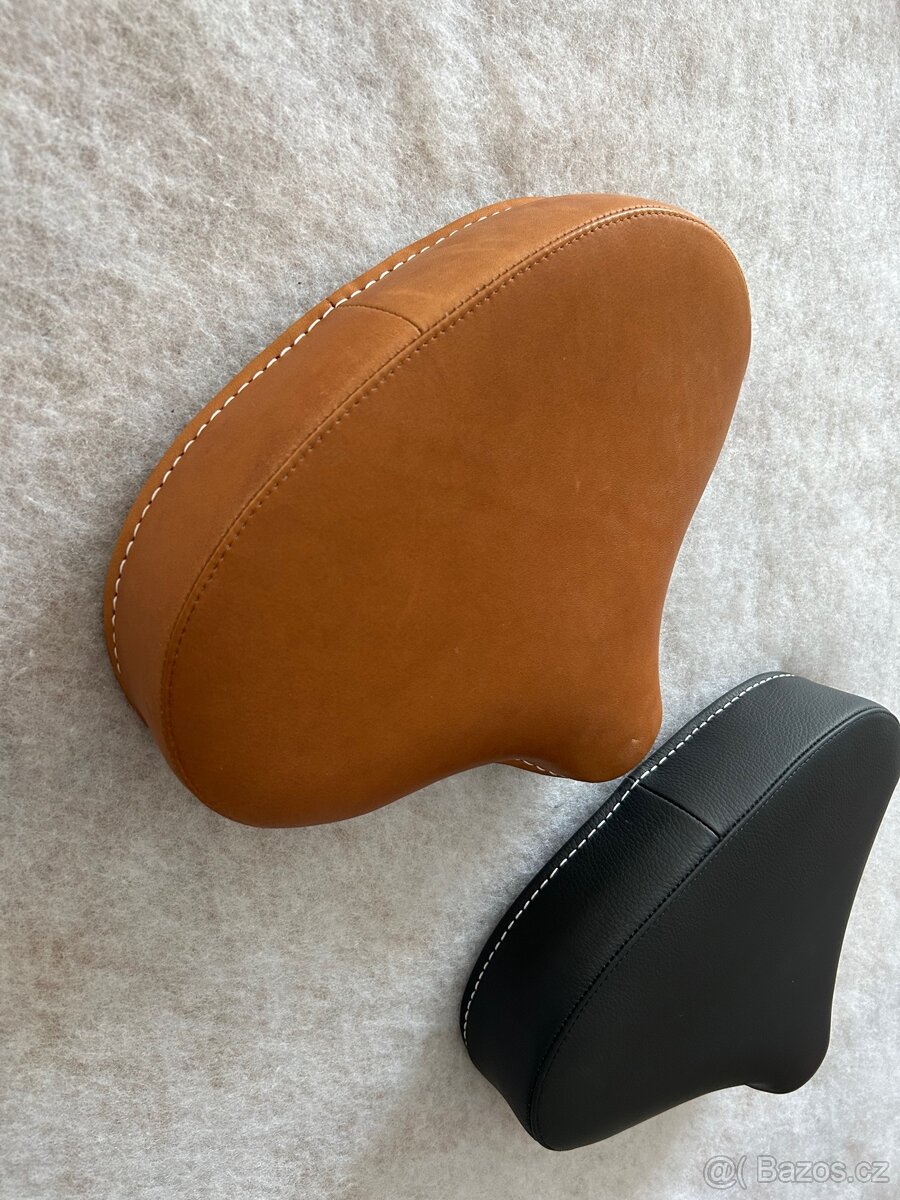 Sedlo Jawa Pérák, ČZ 150C - 2